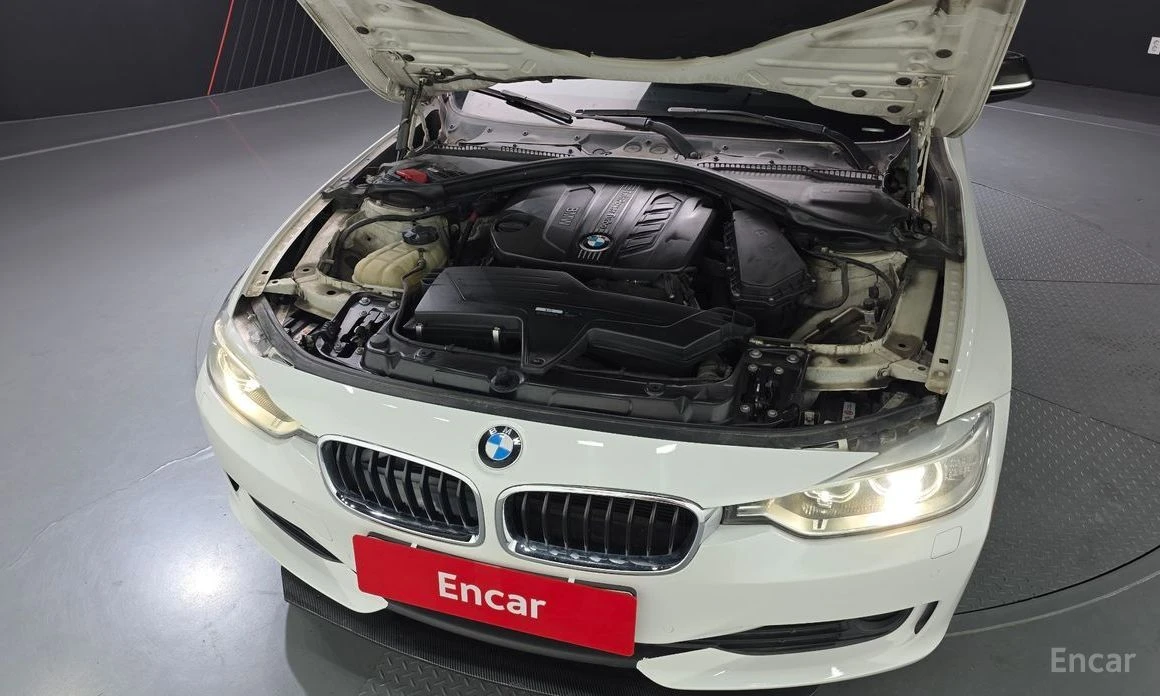 BMW 320  - изображение 6