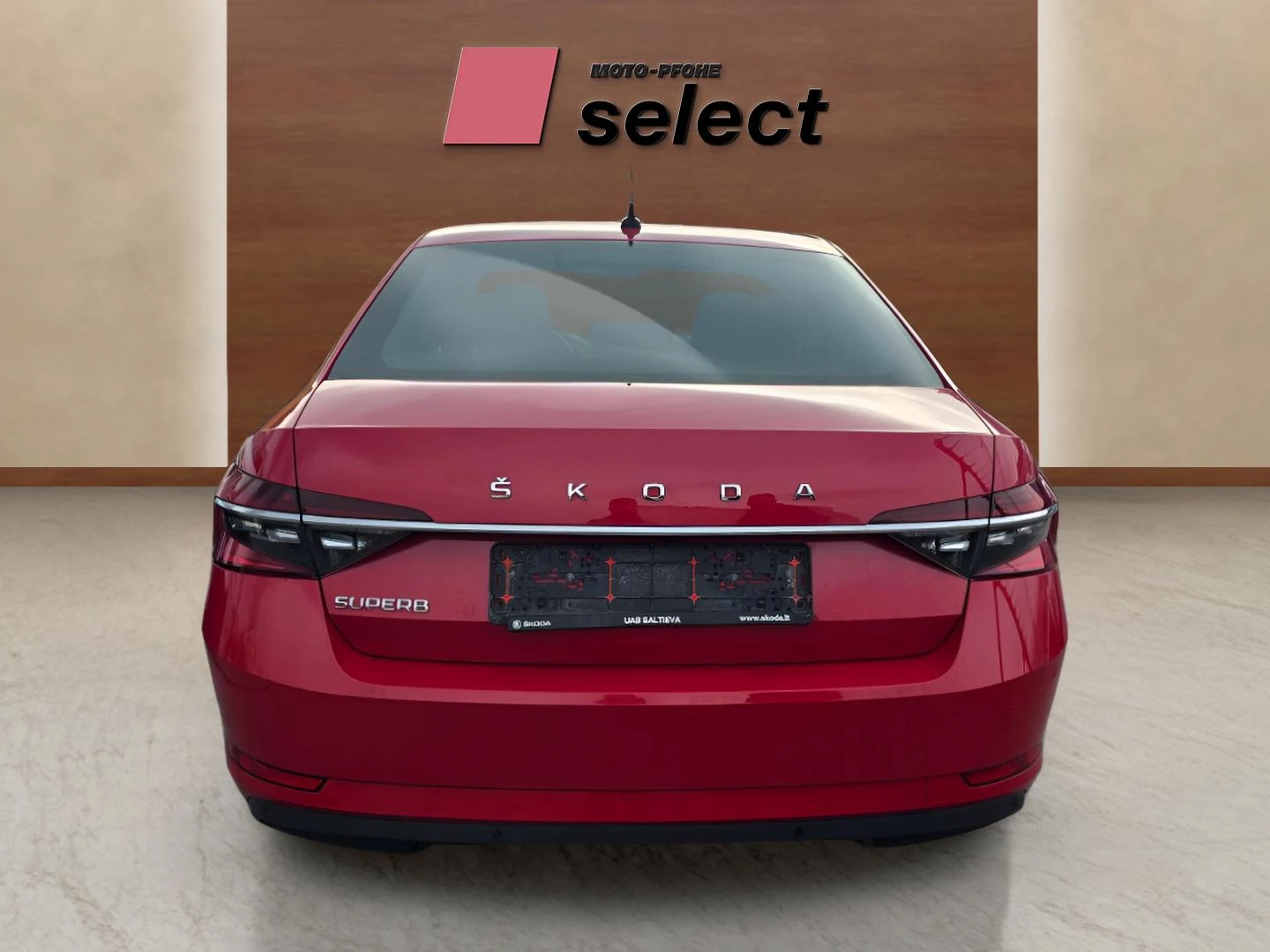 Skoda Superb 2.0 TDI - изображение 6