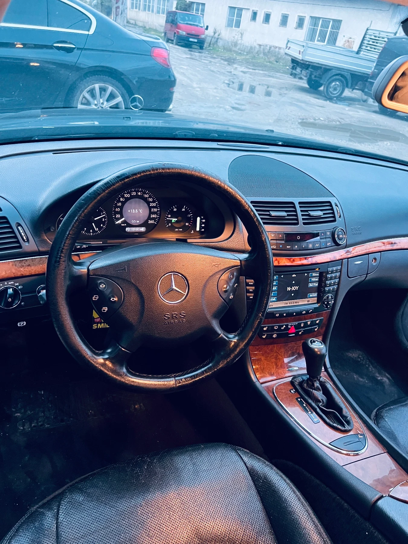 Mercedes-Benz E 320 | Mobile.bg � ����������� 12