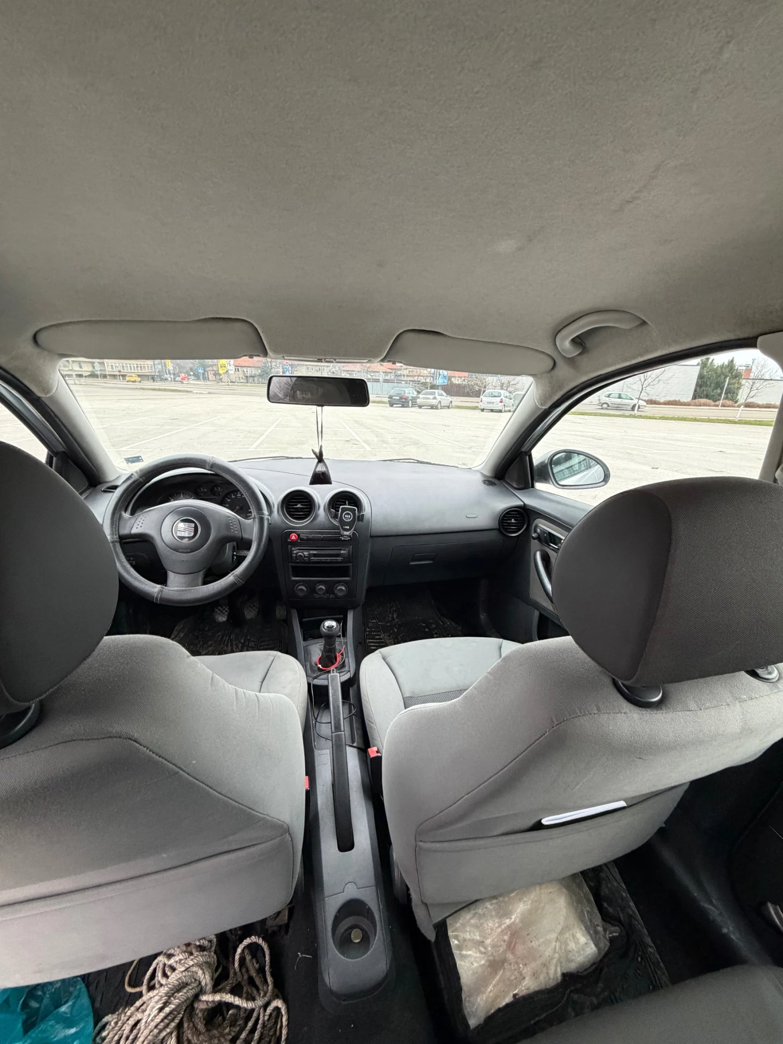 Seat Ibiza, снимка 4 - Автомобили и джипове - 53814479