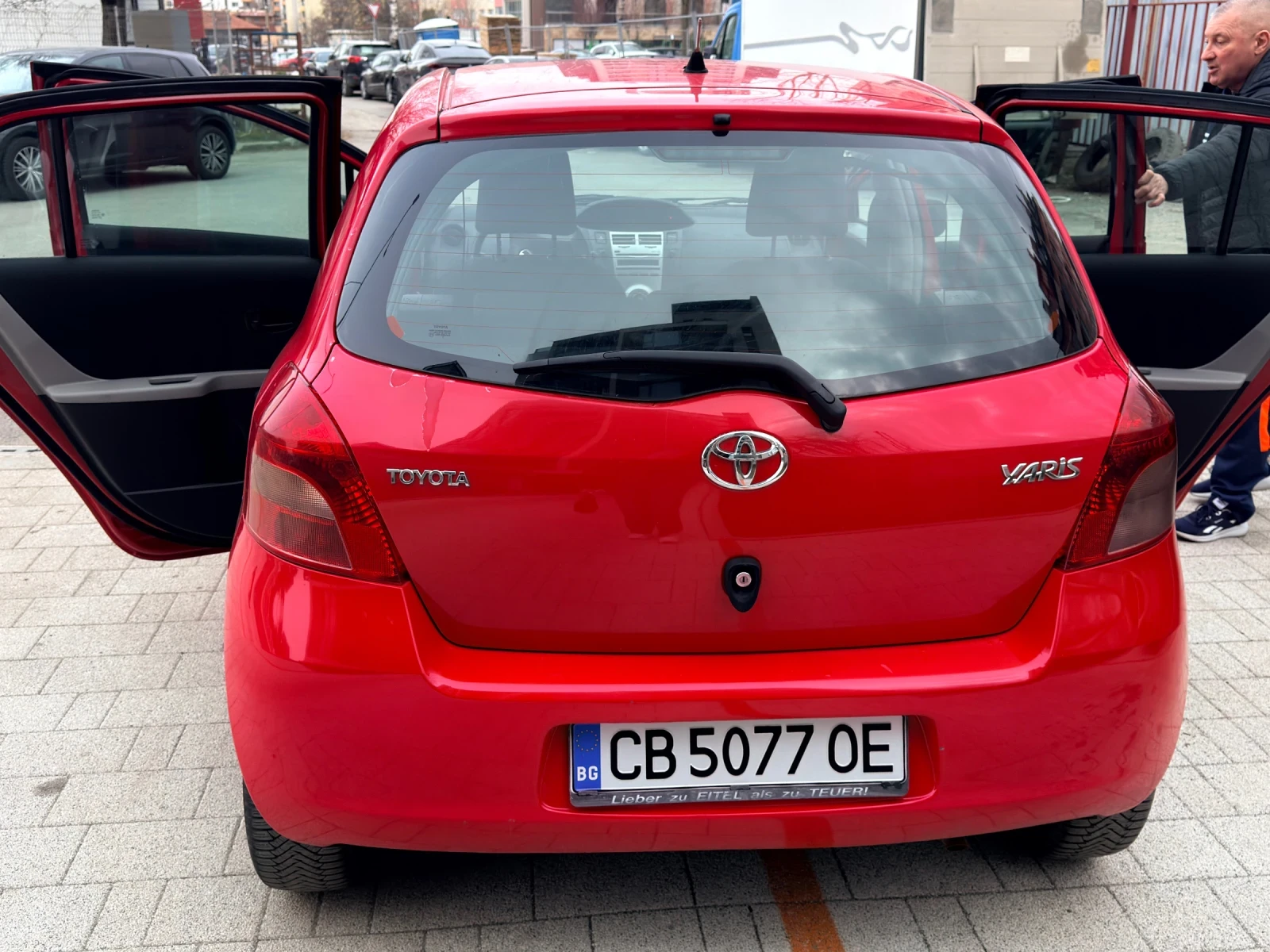 Toyota Yaris, снимка 6 - Автомобили и джипове - 53928538