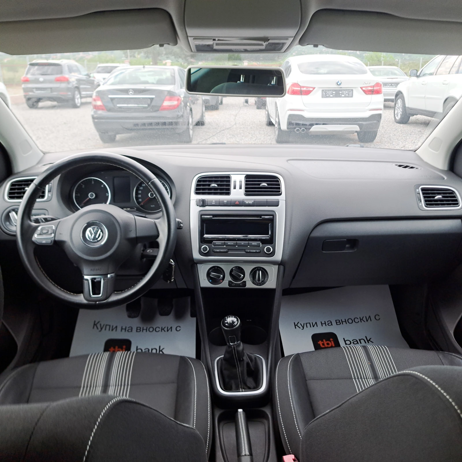 VW Polo 1.6TDI* 90HP* MATCH* ОТЛИЧЕН!* , снимка 13 - Автомобили и джипове - 54668179