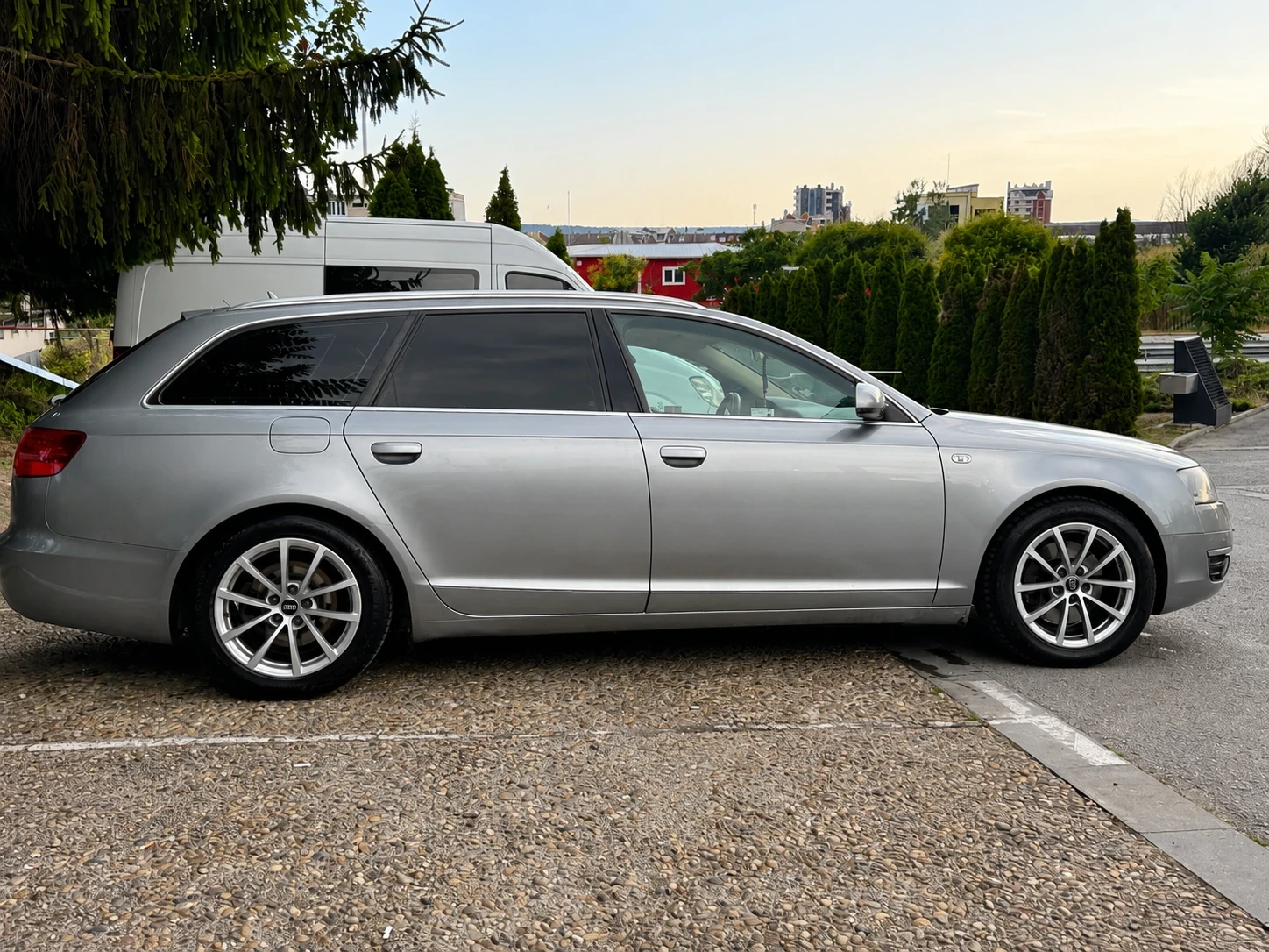 Audi A6 3.0 TDI/Quattro/Кожа, снимка 4 - Автомобили и джипове - 55253165