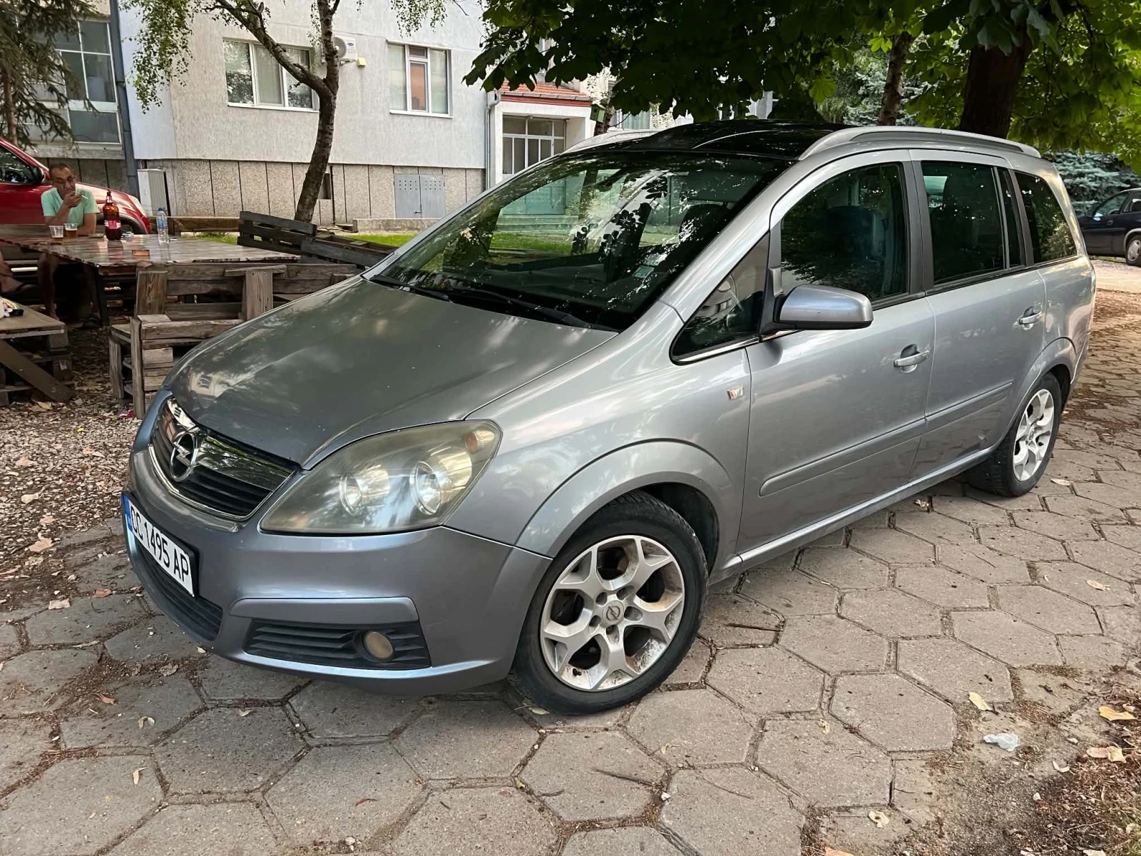 Opel Zafira, снимка 14 - Автомобили и джипове - 55316823