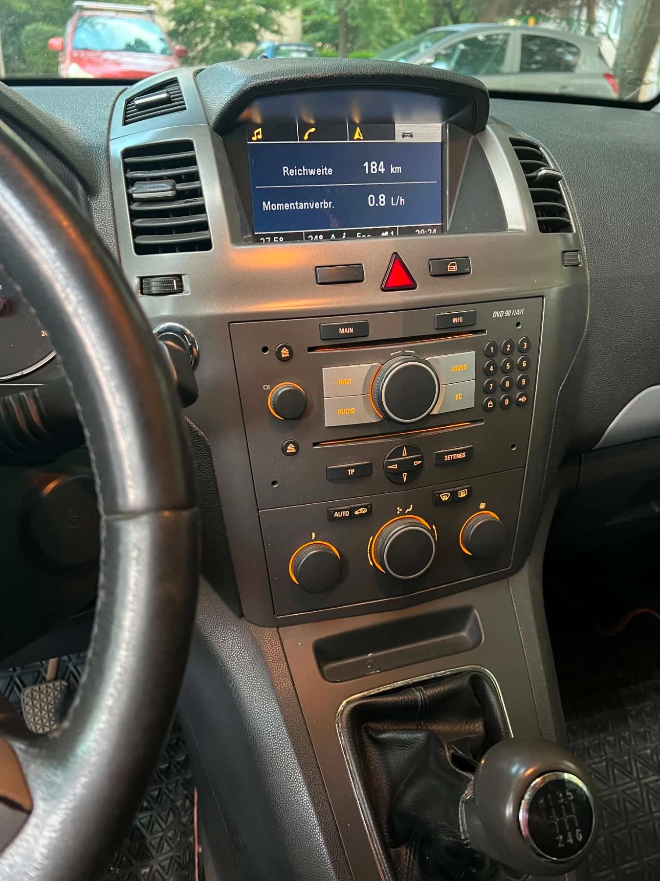 Opel Zafira, снимка 16 - Автомобили и джипове - 55316823