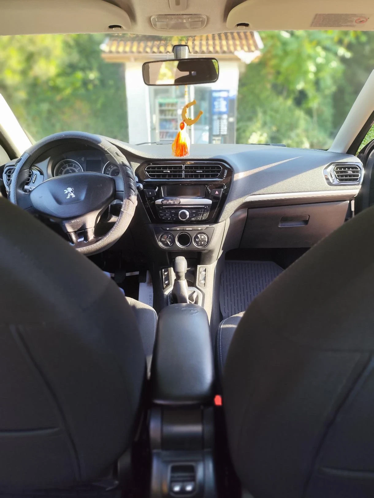 Peugeot 301, снимка 12 - Автомобили и джипове - 55589948