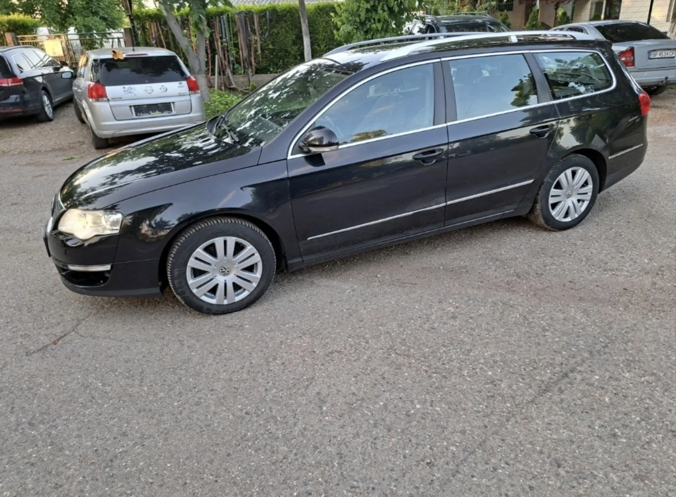 VW Passat 2.0 TDI 8v HIGH LINE, снимка 2 - Автомобили и джипове - 55840467