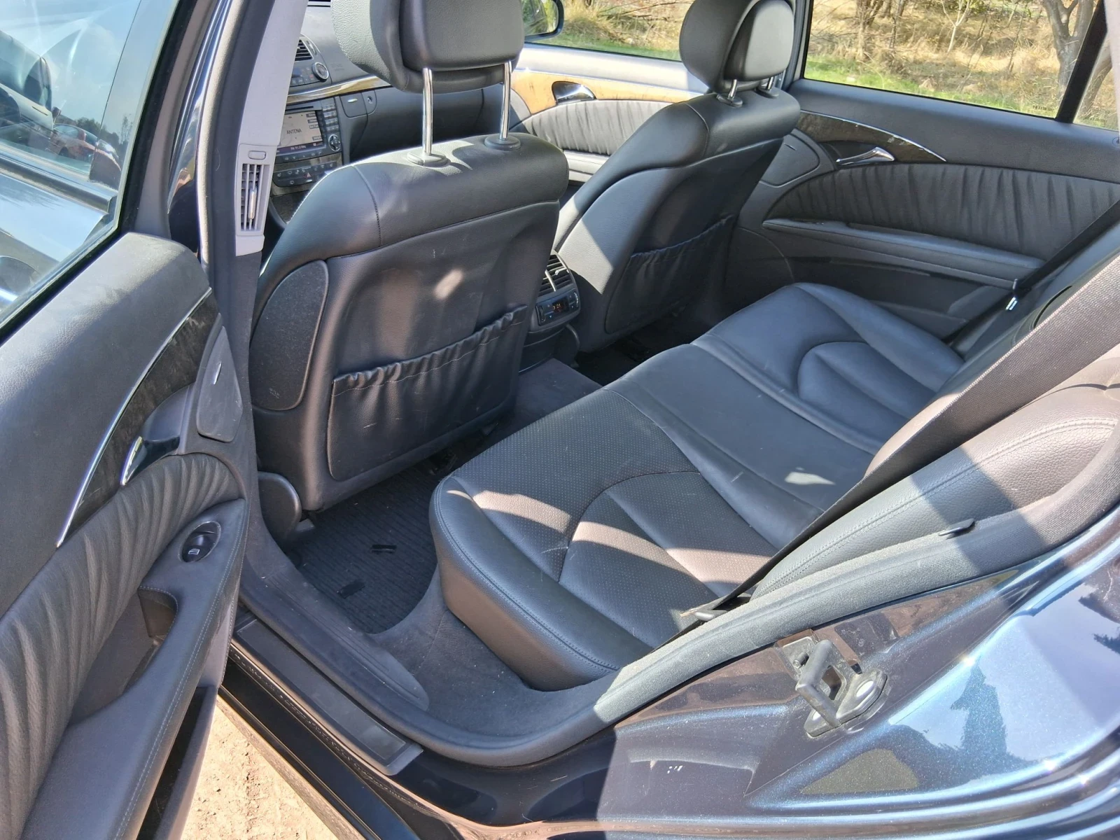 Mercedes-Benz E 320 320 V6 7G троник Нов внос Германия , снимка 7 - Автомобили и джипове - 55851626