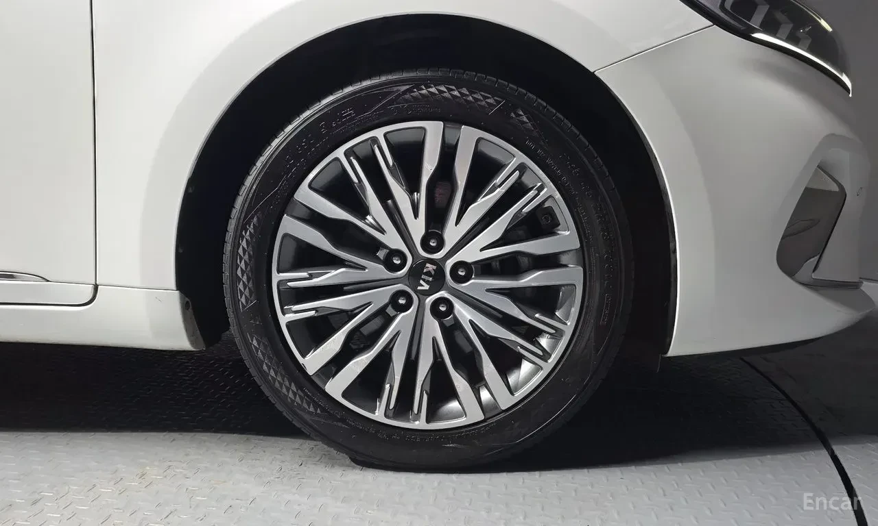 Kia K7 3.0* LPI* ПОДГРЕВ* ОБДУХВАНЕ* КАМЕРА* КЕЙЛЕС* , снимка 5 - Автомобили и джипове - 56127993