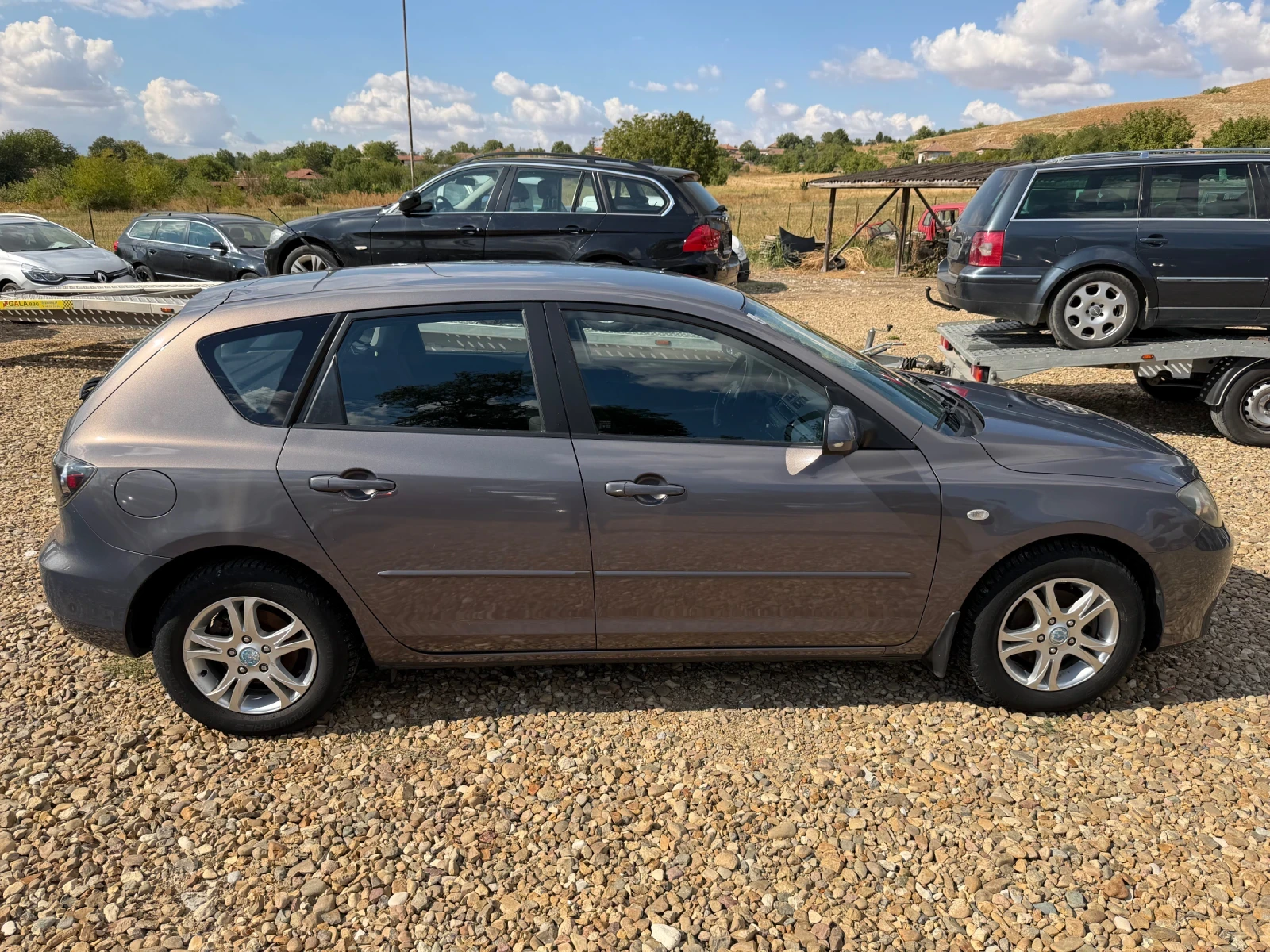 Mazda 3 1.6 Бензин 105 коня климатик Работещ , снимка 8 - Автомобили и джипове - 56245721