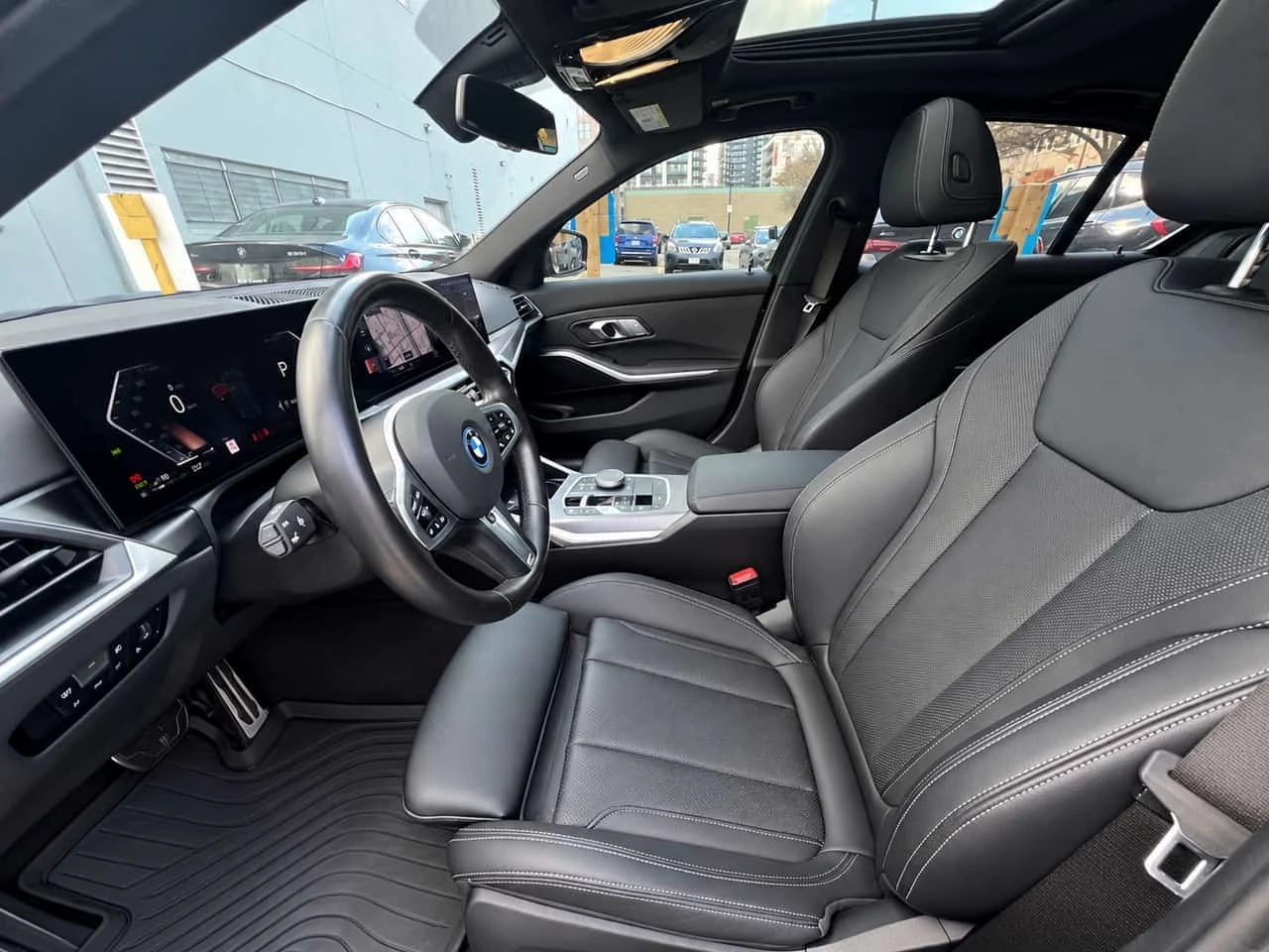 BMW 330 PLUG-IN HYBRID * M SPORT * FACELIFT * CARFAX *  | Mobile.bg � ����������� 10
