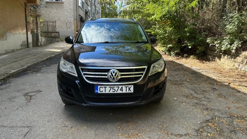 VW Tiguan, снимка 1 - Автомобили и джипове - 47526593