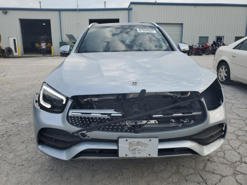 Mercedes-Benz GLC 300 4MATIC/LANE ASSIST/KEYLESS/ПОДГРЕВ/2 КЛЮЧА , снимка 4 - Автомобили и джипове - 48467027