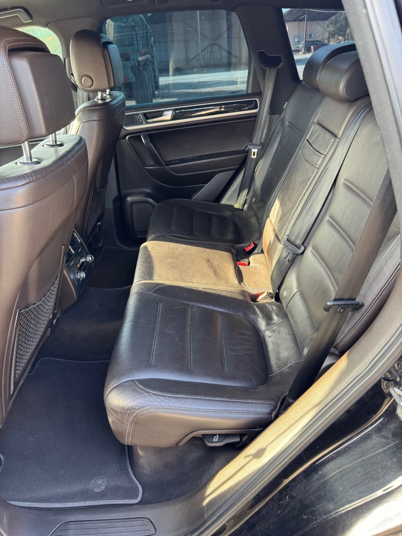 VW Touareg 3.0TDI, снимка 11 - Автомобили и джипове - 51731482