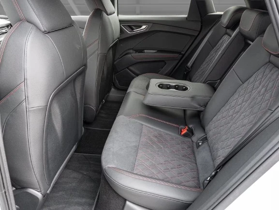 Audi Q4 e-Tron Sportback 45 Quattro = S-line = �������� | Mobile.bg � ����������� 11