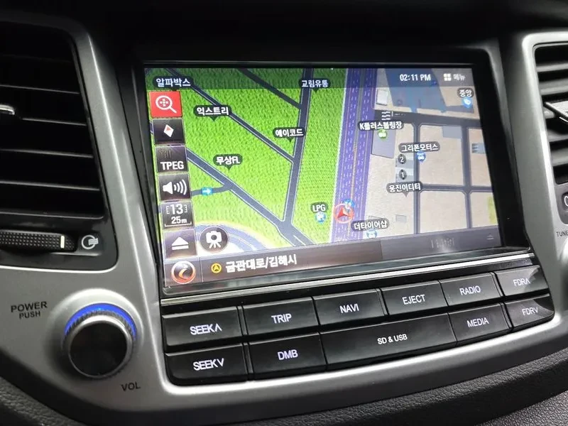 Hyundai Tucson Diesel 1.7 2Wd Modern, снимка 14 - Автомобили и джипове - 55222226