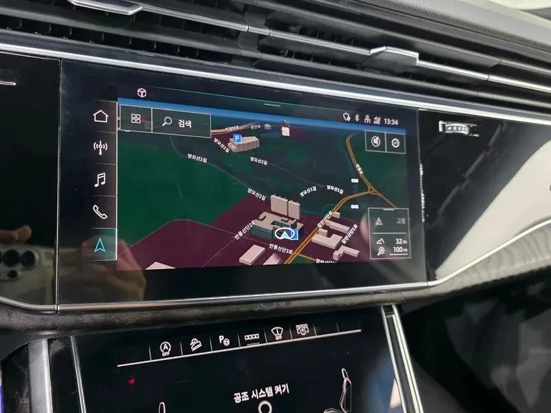 Audi Q7, снимка 15 - Автомобили и джипове - 56689814