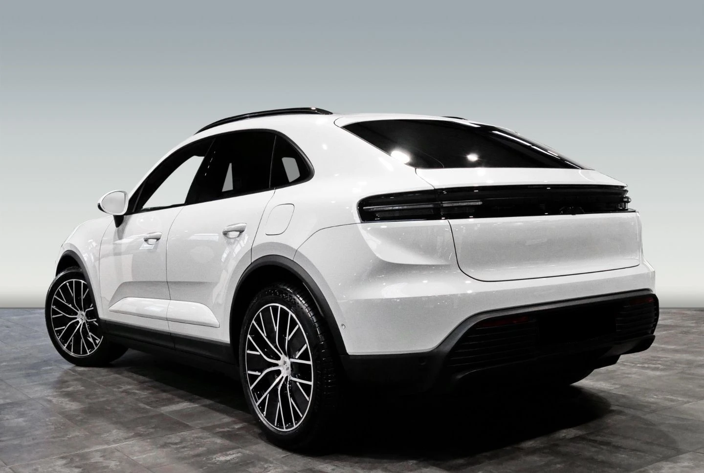 Porsche Macan ELECTRIC/NEW MODEL/BOSE/PANO/MATRIX/CAMERA/ - изображение 5