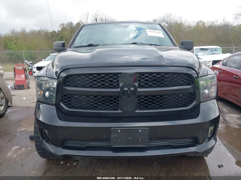 Dodge RAM 1500 Express 4x4 Quad Cab 6'4" Box, снимка 6 - Автомобили и джипове - 54248645