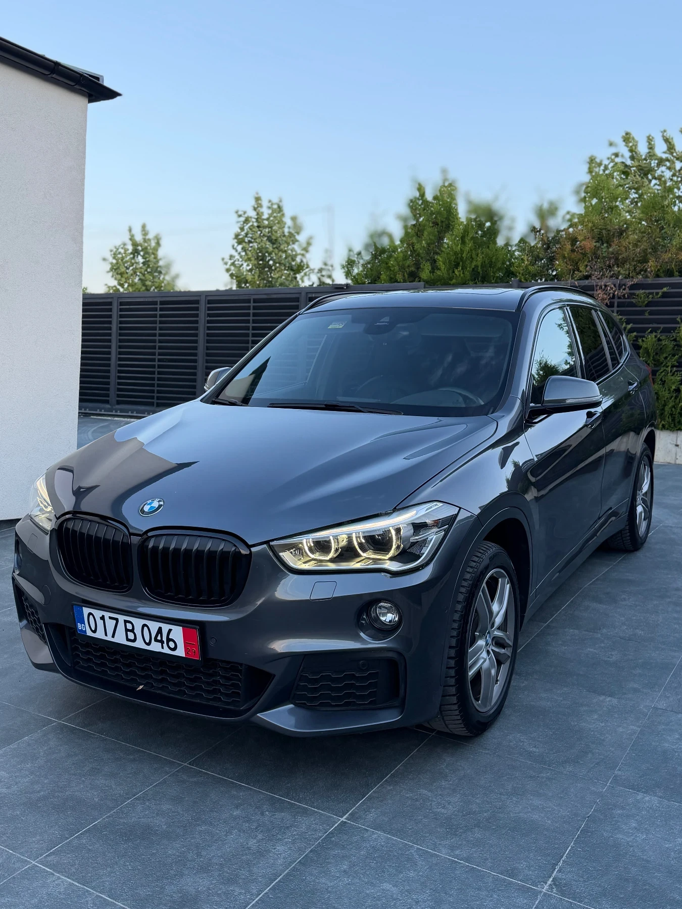 BMW X1 XDrive 25d M-sport paket Швейцария, снимка 2 - Автомобили и джипове - 54667267
