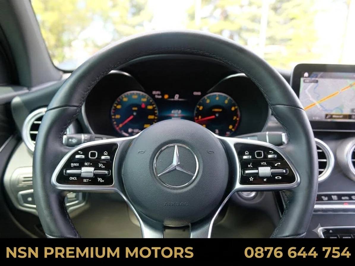 Mercedes-Benz GLC 300 4MATIC AMG Line | Night Pack | PANORAMA | BURMESTE, снимка 11 - Автомобили и джипове - 54861764