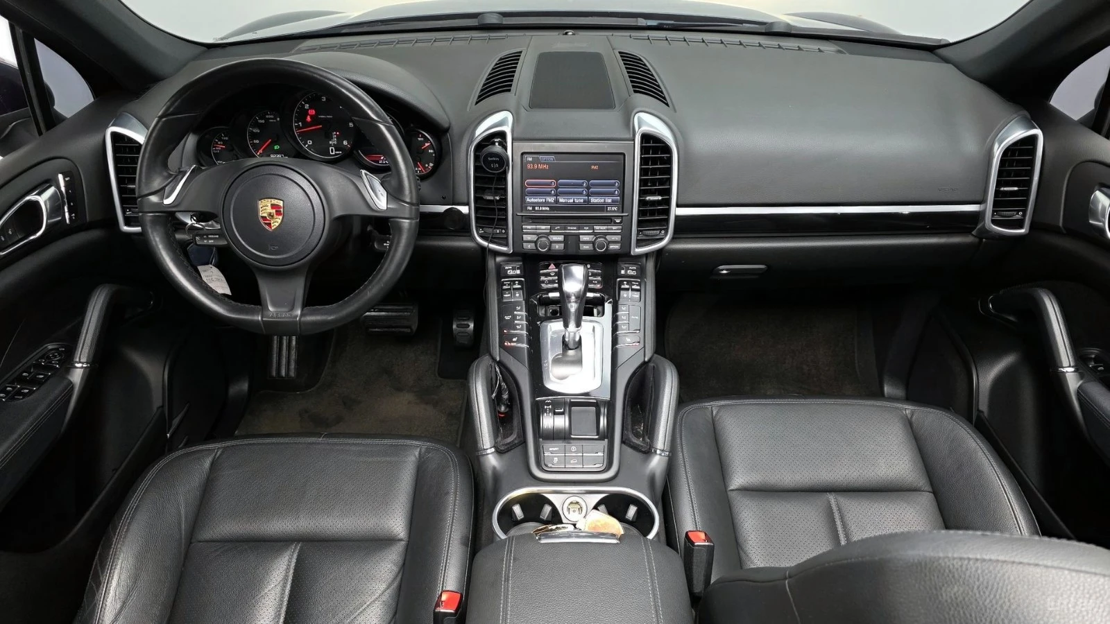 Porsche Cayenne 3.0* КОЖА* ПОДГРЕВ* НАВИ* ПАНО* АВТОКРЕДИТ, снимка 5 - Автомобили и джипове - 55662281
