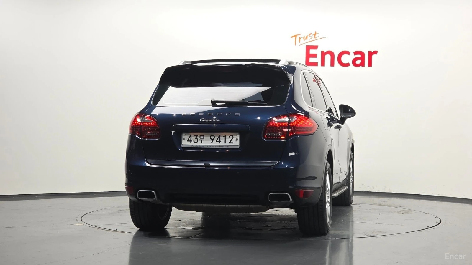 Porsche Cayenne 3.0* КОЖА* ПОДГРЕВ* НАВИ* ПАНО* АВТОКРЕДИТ, снимка 4 - Автомобили и джипове - 55662281