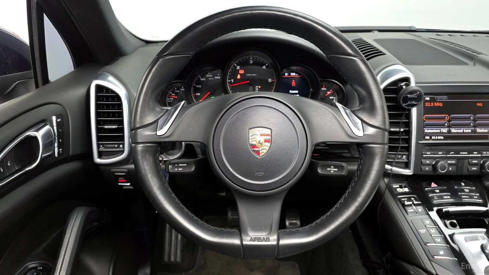 Porsche Cayenne 3.0* КОЖА* ПОДГРЕВ* НАВИ* ПАНО* АВТОКРЕДИТ, снимка 11 - Автомобили и джипове - 55662281