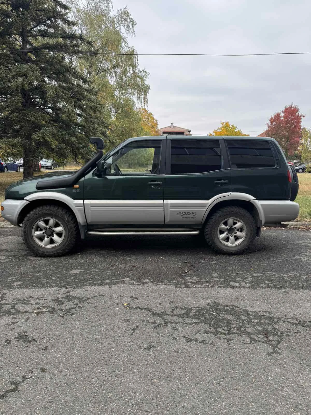 Nissan Terrano 2.7 TDI, снимка 3 - Автомобили и джипове - 56599662