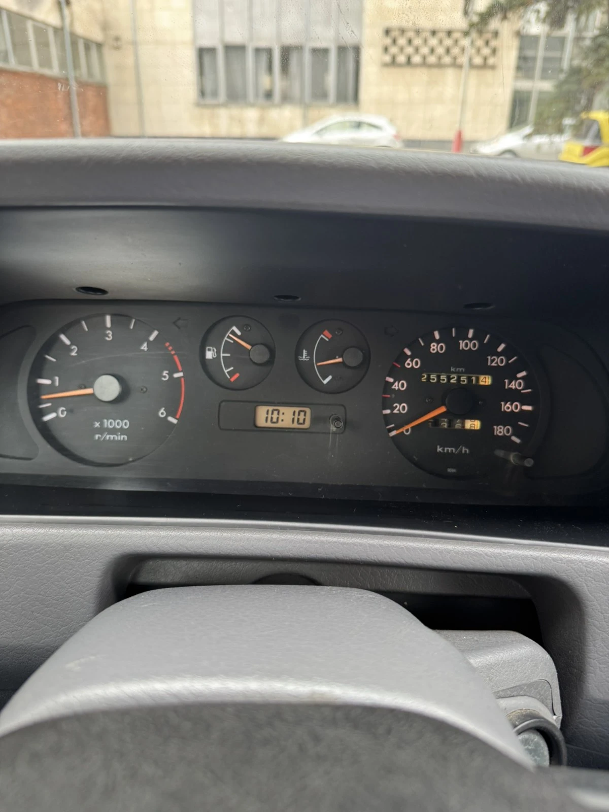 Nissan Terrano 2.7 TDI, снимка 11 - Автомобили и джипове - 56599662