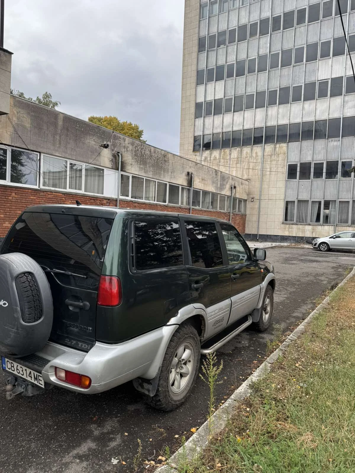 Nissan Terrano 2.7 TDI, снимка 6 - Автомобили и джипове - 56599662