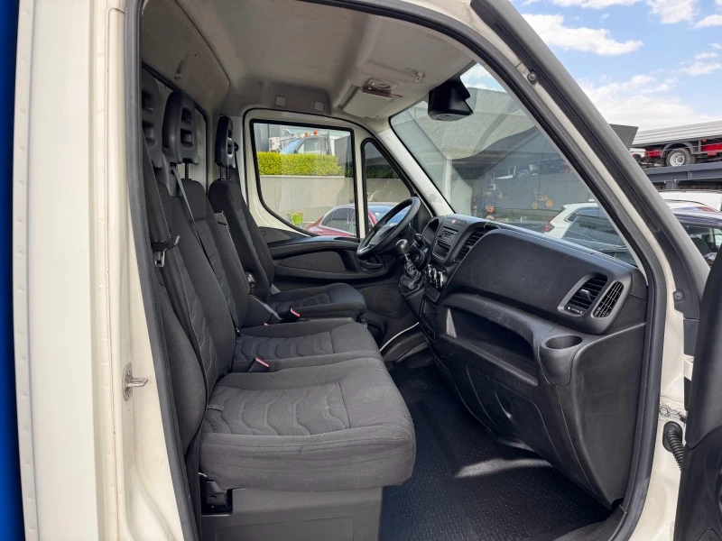 Iveco Daily 40-150 до 3,5т. 4,74м. Клима Euro 5 , снимка 9 - Бусове и автобуси - 45079106