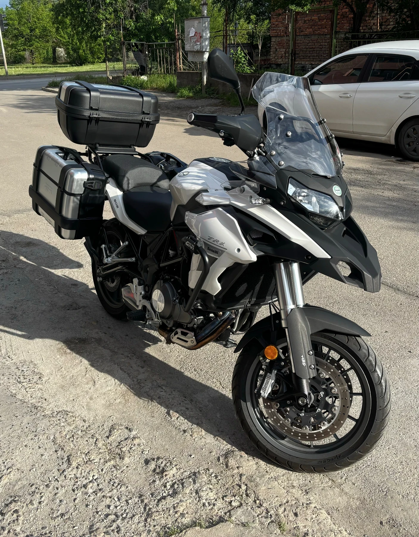 Benelli 500 TRK 502 ABS A2 + 3 куфара Givi - изображение 9