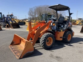 Челен товарач Hitachi ZW30 / ПЕРФЕКТЕН / КАТО НОВ !!, снимка 1