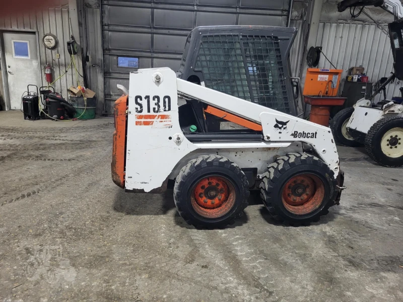 Мини челни товарачи Bobcat s130, снимка 2 - Индустриална техника - 53202015