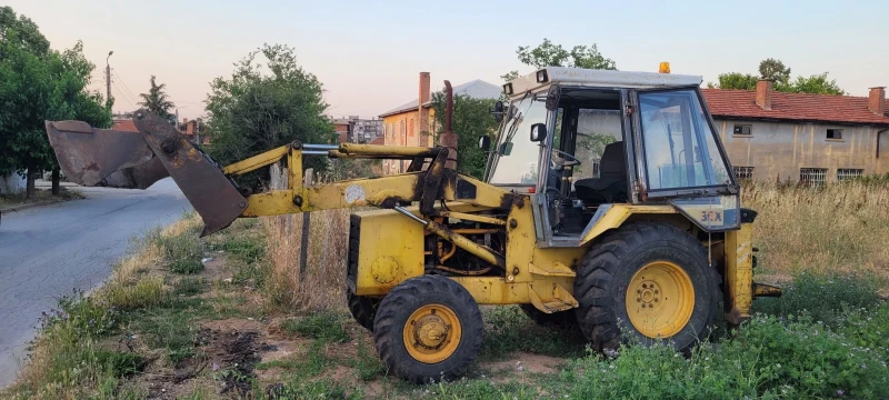 Багер JCB 3 CX, снимка 6 - Индустриална техника - 53357393
