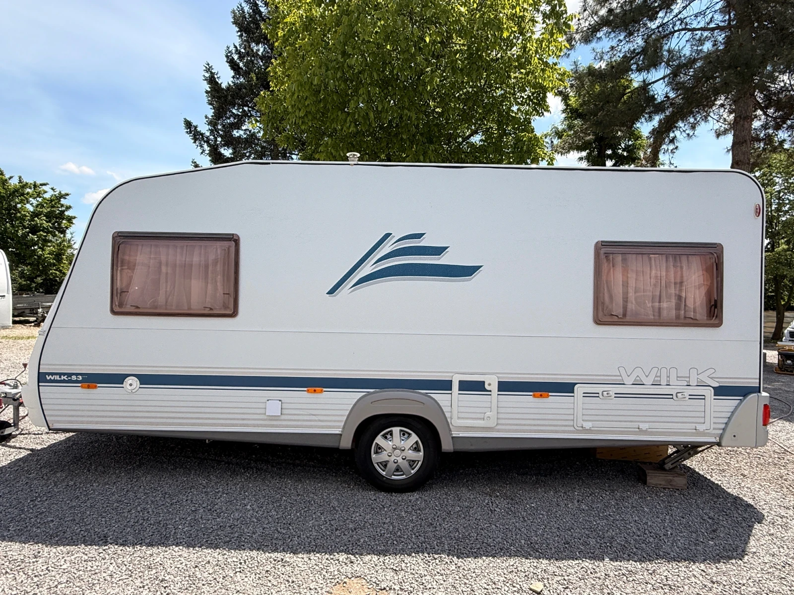 Каравана Wilk 490 S-3 Форцелт, Солар , снимка 6 - Каравани и кемпери - 54696509