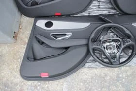 Интериор и аксесоари за Mercedes-Benz C 220, снимка 2