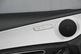 Интериор и аксесоари за Mercedes-Benz C 220, снимка 4