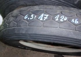 Гуми, снимка 2