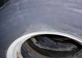 Гуми, снимка 4