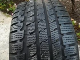 Гуми Зимни 235/35R19, снимка 2