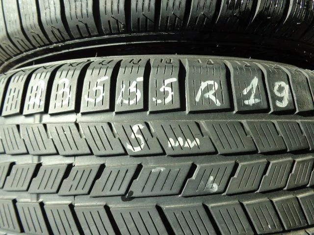 Гуми Всесезонни 235/55R19, снимка 1 - Гуми и джанти - 9744169