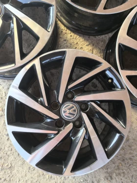   VW Golf | Mobile.bg    2
