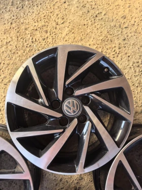   VW Golf | Mobile.bg    5