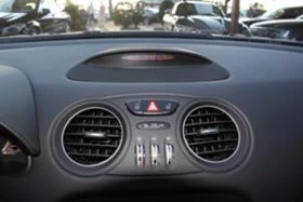 Mercedes-Benz SL 63 AMG, снимка 14