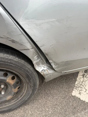 Toyota Yaris Мултимедия и задна камера, снимка 11