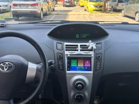 Toyota Yaris Мултимедия и задна камера, снимка 3