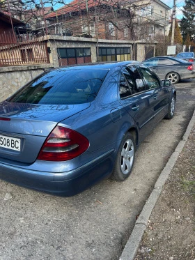 Обява за продажба на Mercedes-Benz E 220 Колата е с два ключа , чисто нови зимни гуми. ~8 000 лв. - изображение 2