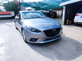     Mazda 3 1.5i